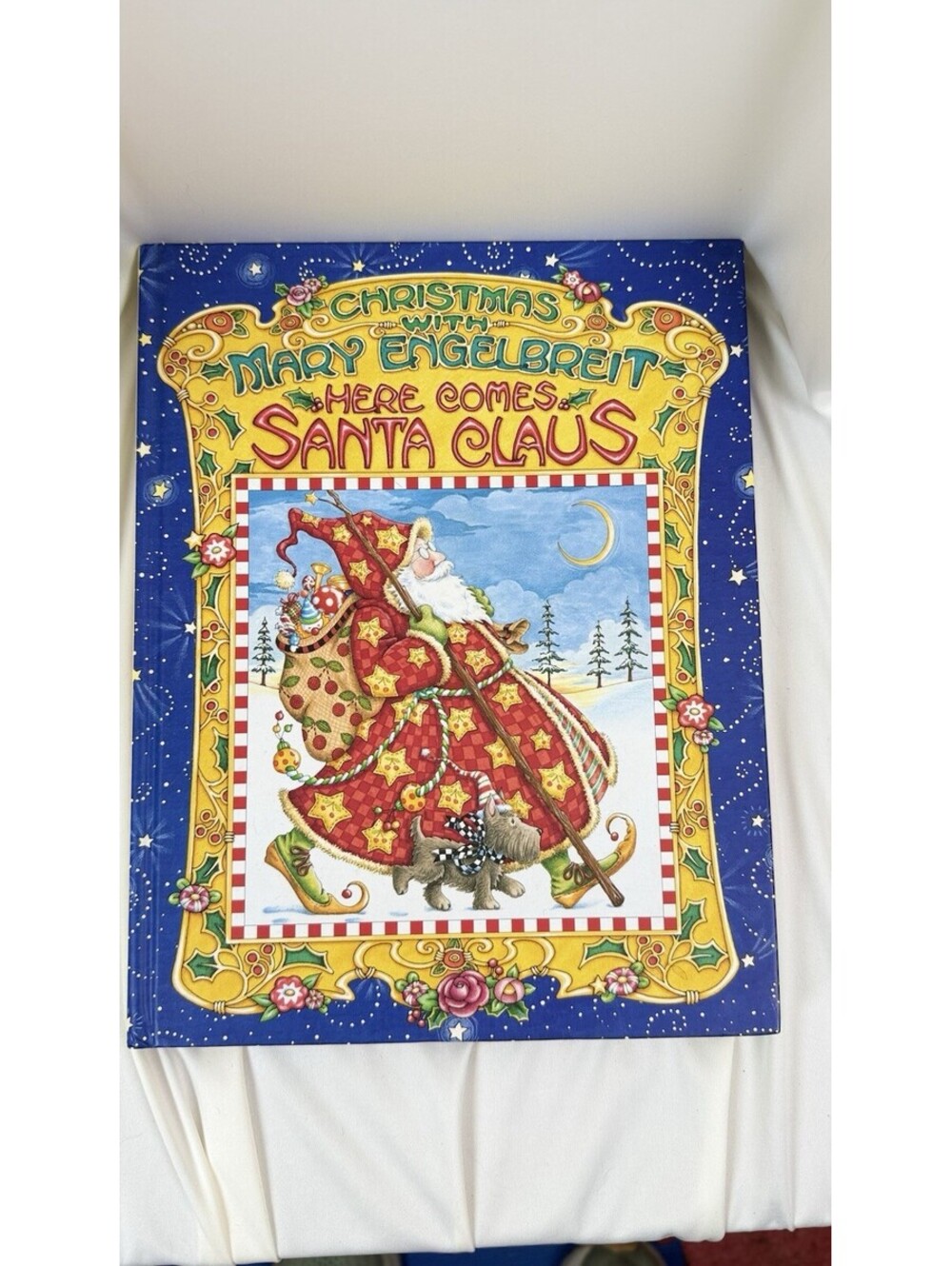 Christmas With Mary Engelbreit Here Comes Santa Claus Illustrated 1st Ed. Book